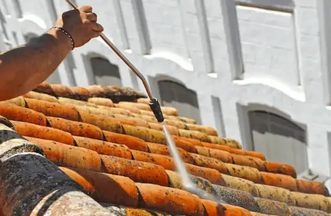 Nettoyage de toitures - Sérignan-du-Comtat